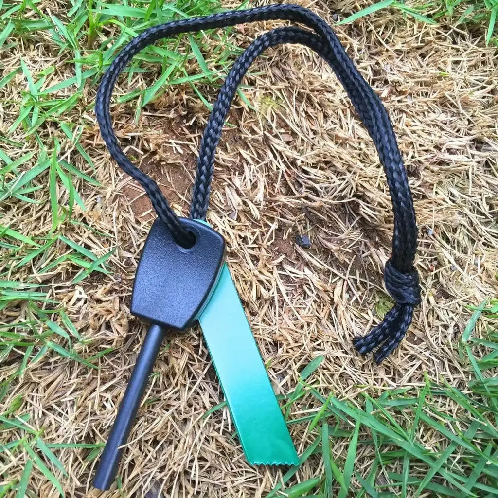 Outdoor Camping Fire Starter Kit - Pine Mingzi Flint and Steel Survival Tool with Portable Iron Box