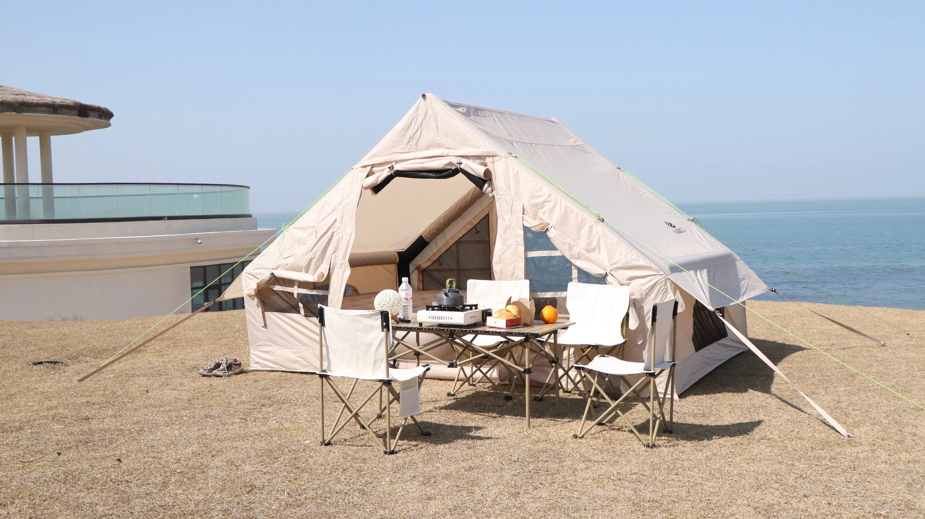 Large Inflatable Tent for Family Dinners and Outdoor Camping - Innovative Design